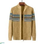 جاكيت صوف رجالي شتوي باللون البني الترابي، صوف أجنبي فاخر بنقشات زرقاء وبيضاء كلاسيكية.