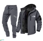 بيجاما شتوية مبطنة فرو لون رمادي، جاكيت فليس مبطن بفرو كثيف مع بنطال رياضي.