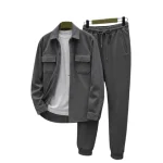 طقم ربيعي رجالي شامواه تركي لون رمادي هادئ قميص وبنطال جوغر